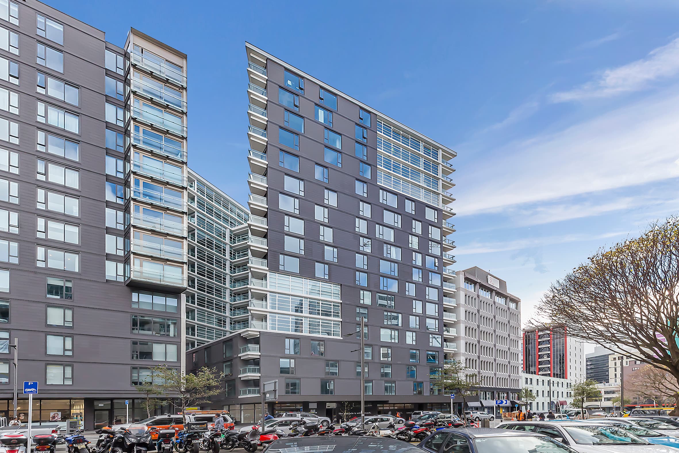 Pinnacle Apartments