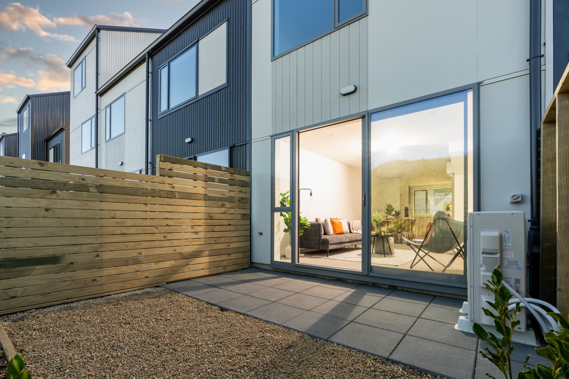tawa 3 bedroom outside